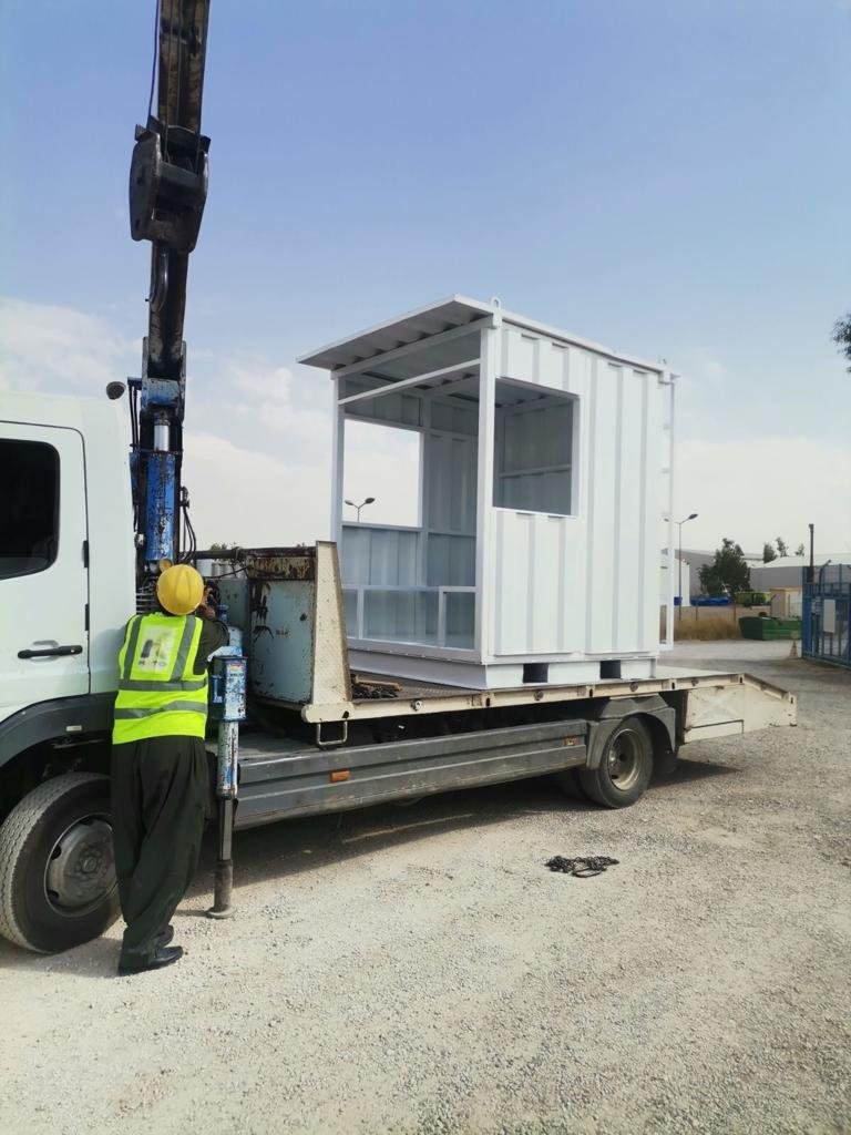 Fabrication and installation Smoking Shacks & Container