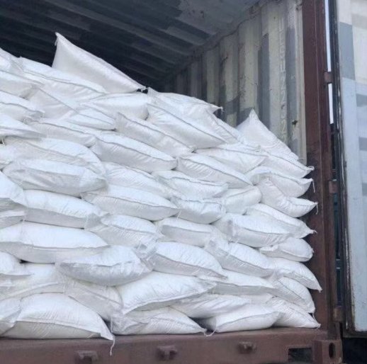 Supply of white whole wheat flour for bread